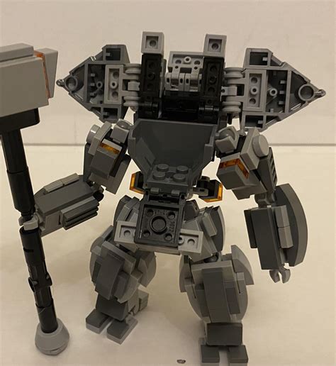 Titan Mech ! : r/lego