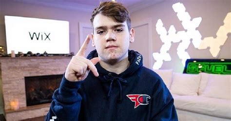 Mongraal - Meet the Fortnite Gamer & Member of the FaZe Clan