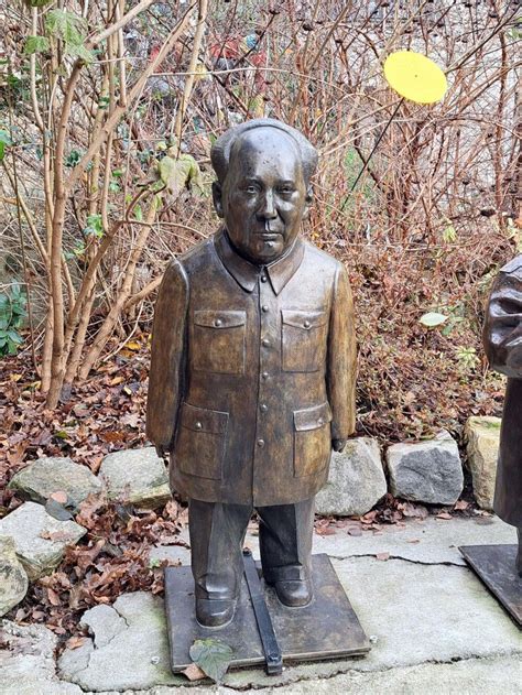 Spotted this mini bronze statue of Mao next to other mass murderers in ...