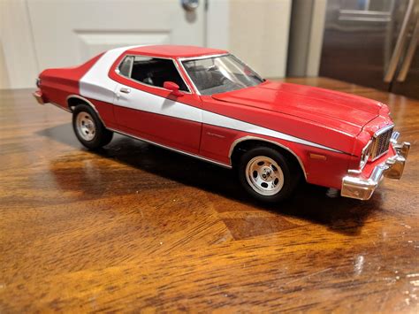 Starsky & Hutch Ford Torino -- Plastic Model Car Kit -- 1/25 Scale -- #854023 pictures by jamie.mcc