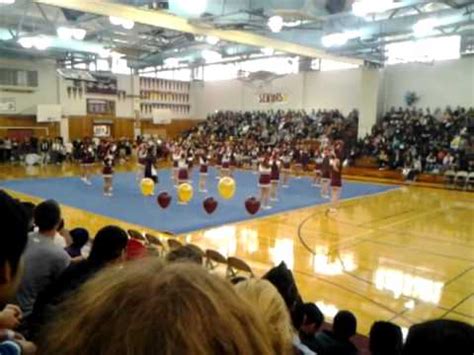 Piner High School Homecoming Rally 2013-2014 - YouTube