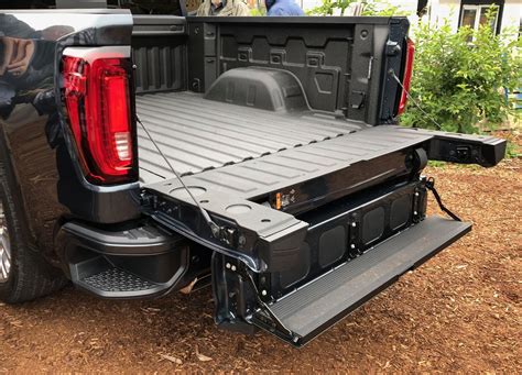 2019 GMC Sierra: The Truck That Tried to Reinvent the Tailgate Gmc Trucks Sierra, Gm Trucks, Gmc ...