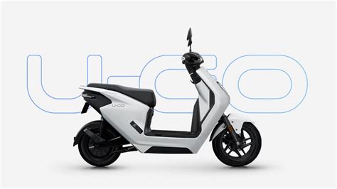 Honda aims to sell 10 lakh electric two-wheelers annually by 2030 | HT Auto