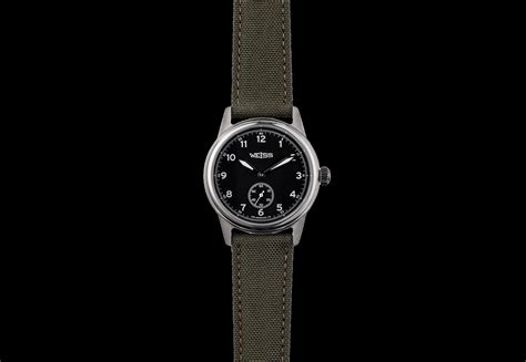 Weiss Standard Issue Field Watch 38 mm | Professional Watches