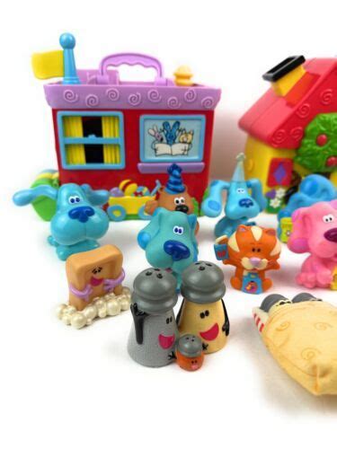 Vintage 2000 Blues Clues House And School w/ 15 Figurines, Nickelodeon ...