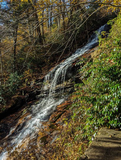 25 gorgeous waterfalls near the Blue Ridge Parkway you have to visit - Blue Ridge Awaits