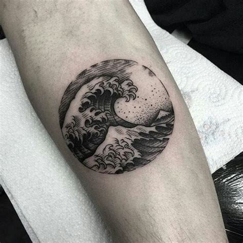 15 Powerful Hokusai Wave Tattoos • Tattoodo