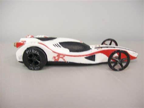 R1 Racecar by Daniel Alvarez at Coroflot.com