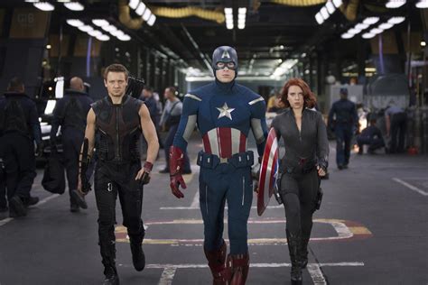 New Hi Res THE AVENGERS Photo - FilmoFilia