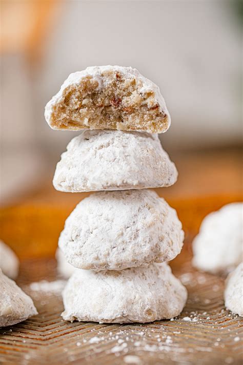 Italian Wedding Cookies Recipe - Dinner, then Dessert