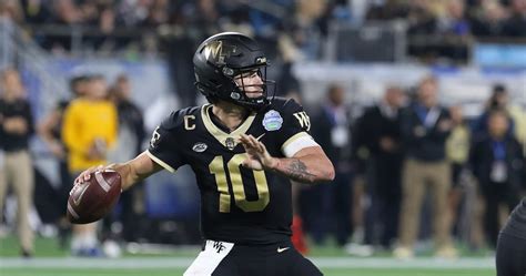 Wake Forest QB Sam Hartman Cleared to Play vs. Vanderbilt After Medical ...