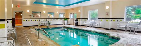 Hotel in Hooksett, NH | Fairfield Inn & Suites Hooksett