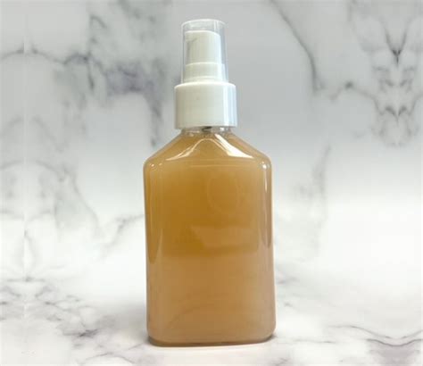 Ultra Moisturizing Face Cleanser w/ Hyaluronic Acid (Gallon)