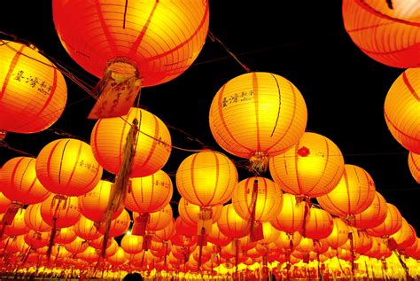 Why You Should Attend the Taiwan Lantern Festival in 2017