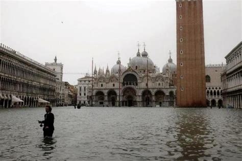 Basiliek van San Marco in Venetië onder water - Metrotime