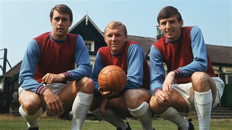 Martin Peters: England 1966 World Cup star 'a special footballer', says Redknapp | UK News | Sky ...