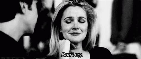 Don't Cry GIF - Mourning - Discover & Share GIFs | Crying gif, Crying, Justin long