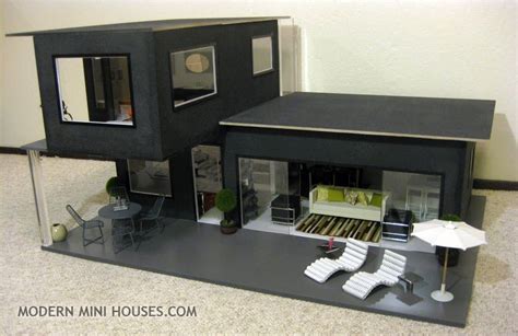 Modern Mini Houses | Container house, Container house design, Tiny house design