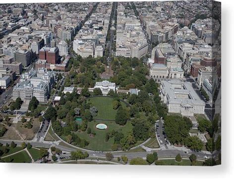 Aerial View Of The White House Today - img-level