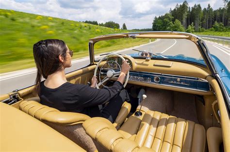 The Mercedes-AMG SL roadster's interior blends "old school cool" with ...