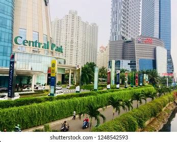 Central Park Mall West Jakarta Indonesia Stock Photo 1248542593 | Shutterstock