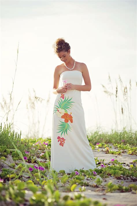 20 Unique Beach Wedding Dresses For A Romantic Beach Wedding - MagMent