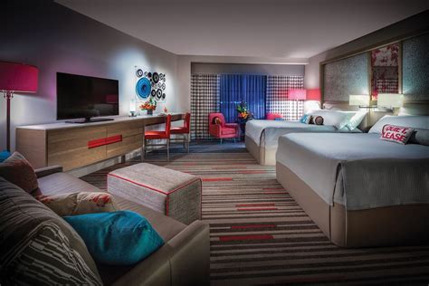 Hotel Rooms and Suites in Orlando | Hard Rock Hotel Orlando