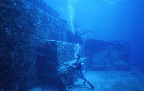 Mysterious 10,000 Year-Old Underwater Ruins in Japan | Ancient Origins