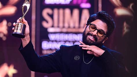 SIIMA 2022: Allu Arjun accepts Best Actor Award in Pushpa Raj style; ’Pushpa: The Rise’ wins ...