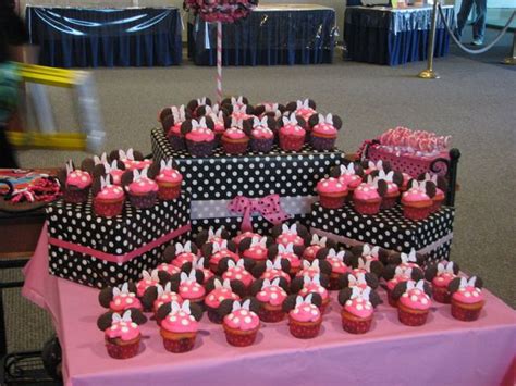 Minnie's BowTique Birthday Party Ideas | Photo 13 of 24 | Minnie mouse ...