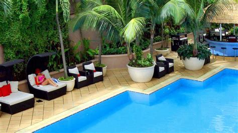 Pool and Fitness | Caravelle Hotel Saigon | Official Website | 5-Star Luxury Hotel