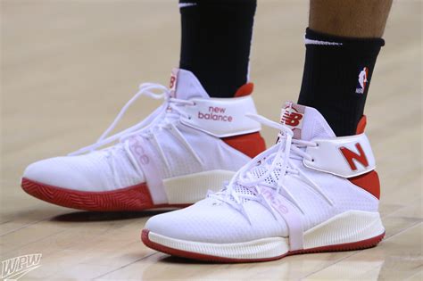 What Pros Wear: Kawhi Leonard's New Balance OMN1S Shoes - What Pros Wear