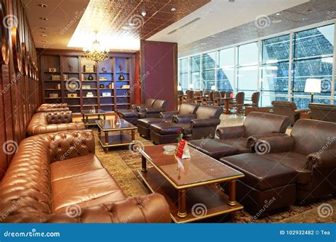 Emirates First Class Lounge Editorial Photography - Image of luxury, airline: 102932482