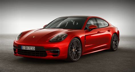 2017 Porsche Panamera GTS Render