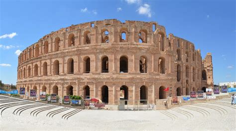 Top 20 Roman Amphitheaters - Architecture of Cities