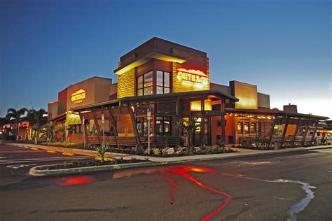 Outback Steakhouse | DP3 Architects