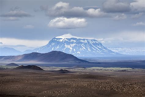 冰岛火山景观_素材CNN