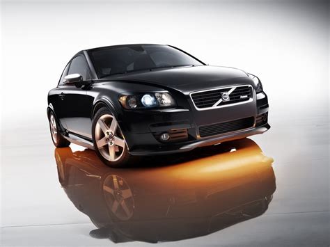 2008 - VOLVO C30 R DESIGN | Fabricante VOLVO CARS | PlanetCarsZ