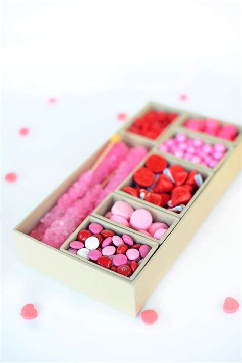 Super Cute DIY Valentines Candy Gift Box Craft (Red & Pink)