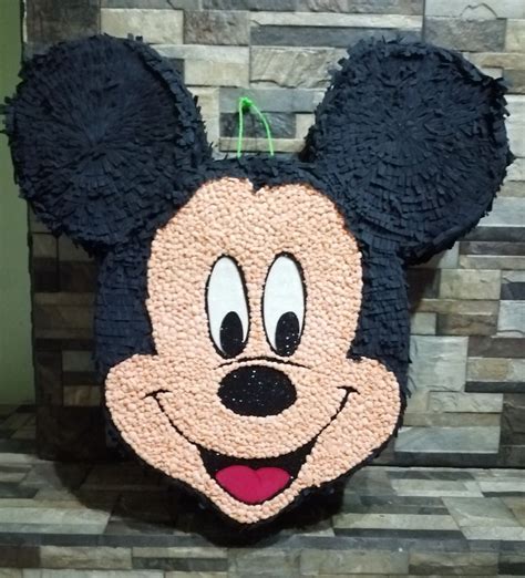 Piñata rostro Mickey mouse | Piñata de mickey mouse, Mickey piñata, Fiestas mickey mouse decoracion