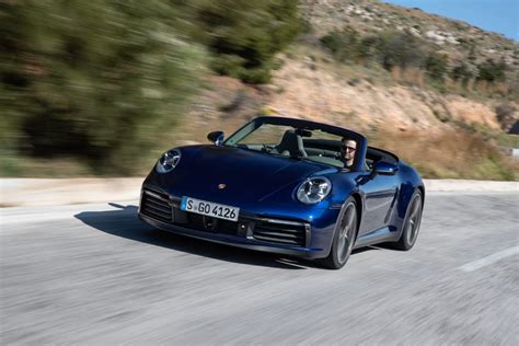 PORSCHE 911 Carrera 4S Cabriolet - First GT