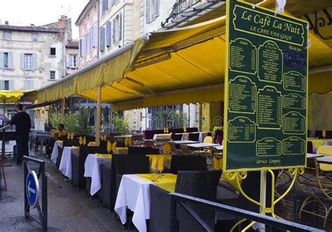 Cafes, Arles France editorial stock photo. Image of picturesque - 25003353