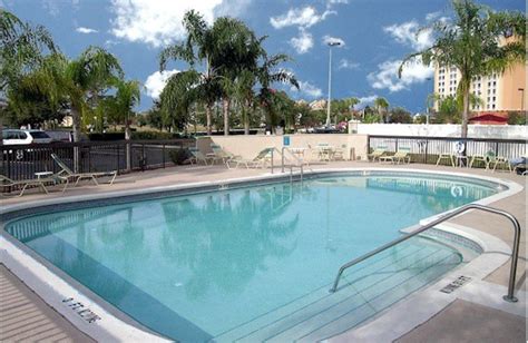 La Quinta Inn Orlando - Universal Studios (Orlando, FL) - Resort Reviews - ResortsandLodges.com