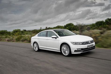 Volkswagen Passat TDI (2016) First Drive