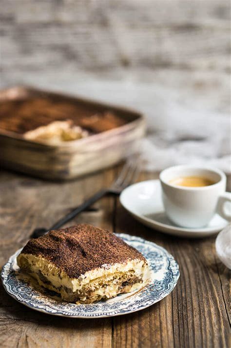 Classic Italian Tiramisu - Viktoria's Table