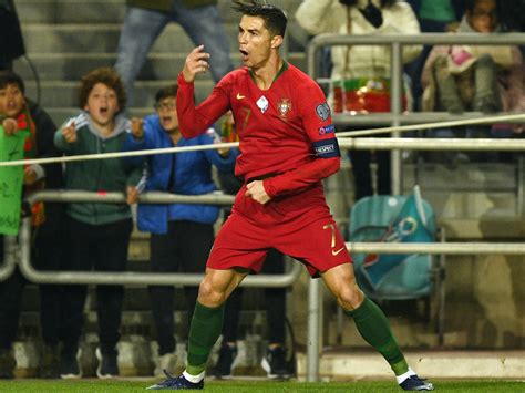 EURO Qualifiers » News » Ronaldo scores 99th Portugal goal as holders seal Euro 2020 spot