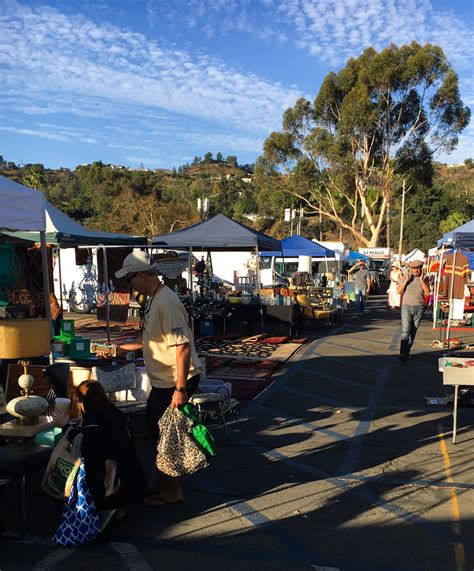 A Guide To Visit The Rose Bowl Flea Market - Jest Cafe