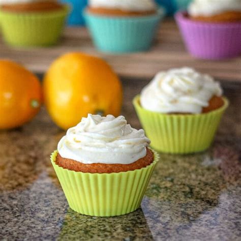 Fresh Lemon Cream Cheese Icing - Classic Recipes