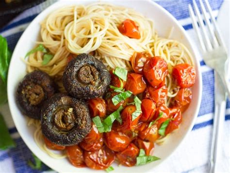 Capellini with Spicy Cherry Tomato Sauce & Blackened Mushrooms ...