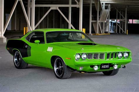 1971 PLYMOUTH HEMI CUDA CUSTOM RE-CREATION - Front 3/4 - 112658